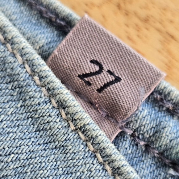 Citizens of Humanity High Rise Cigarette Ankle Light Wash Jeans Size 27 - Picture 9 of 16